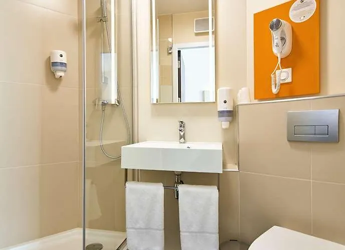 Centrum Ξενοδοχείο 2*